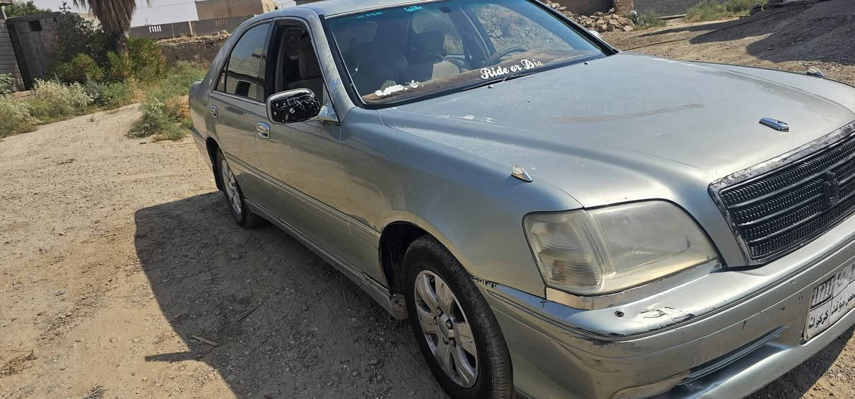 السلام عليكم للبيع ملكه موديل  2003 محرك D4 كير محرك شرط والكشر شوف العين صدر نضيف تاير نص عمر السعر 22وبيها مجال  مكان السياره المسحك للستفسار اتصل عل رقم ***********
