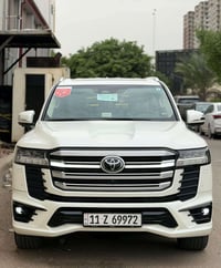 لاندكروزر GXR • ٢٠٢٥ • رقم بغداد