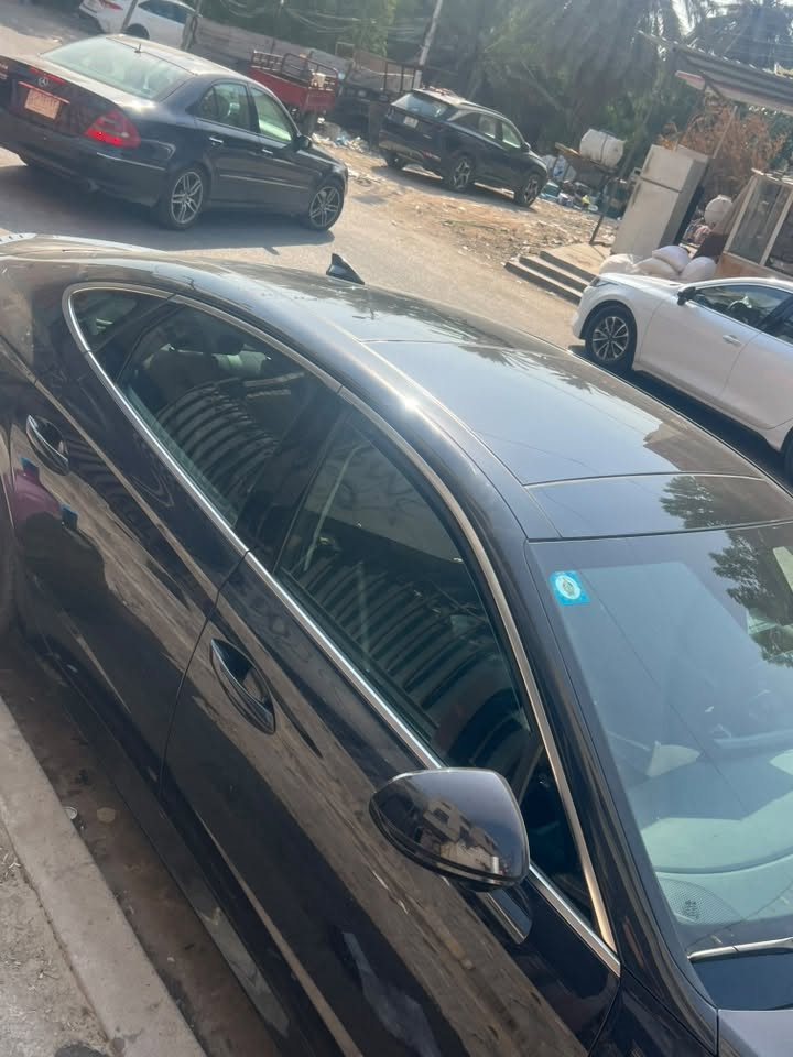 سلام عليكم
للبيع او مراوس حسب القناعه 
موديل 2024
ماشيه 14000 ميل
كامل مواصفات عدا الجلد فقط
محرك 2500 تنفس طبيعي
االسعر 185 
رقم الشاصي KMHL14JA4RA388054
للاستفسار وتساب *********** 
العنوان بغداد حي الجامعه
