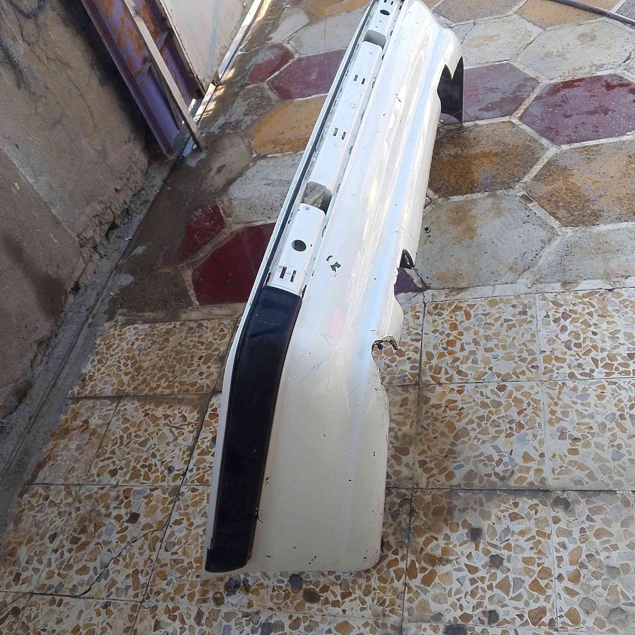 السلام عليكم
دعامية خلفية بيجو بارس خلفية جديد لاكسر نضيفة
السعر 30 وبيه مجال مكان بغداد المعامل للاستفسار ***********
