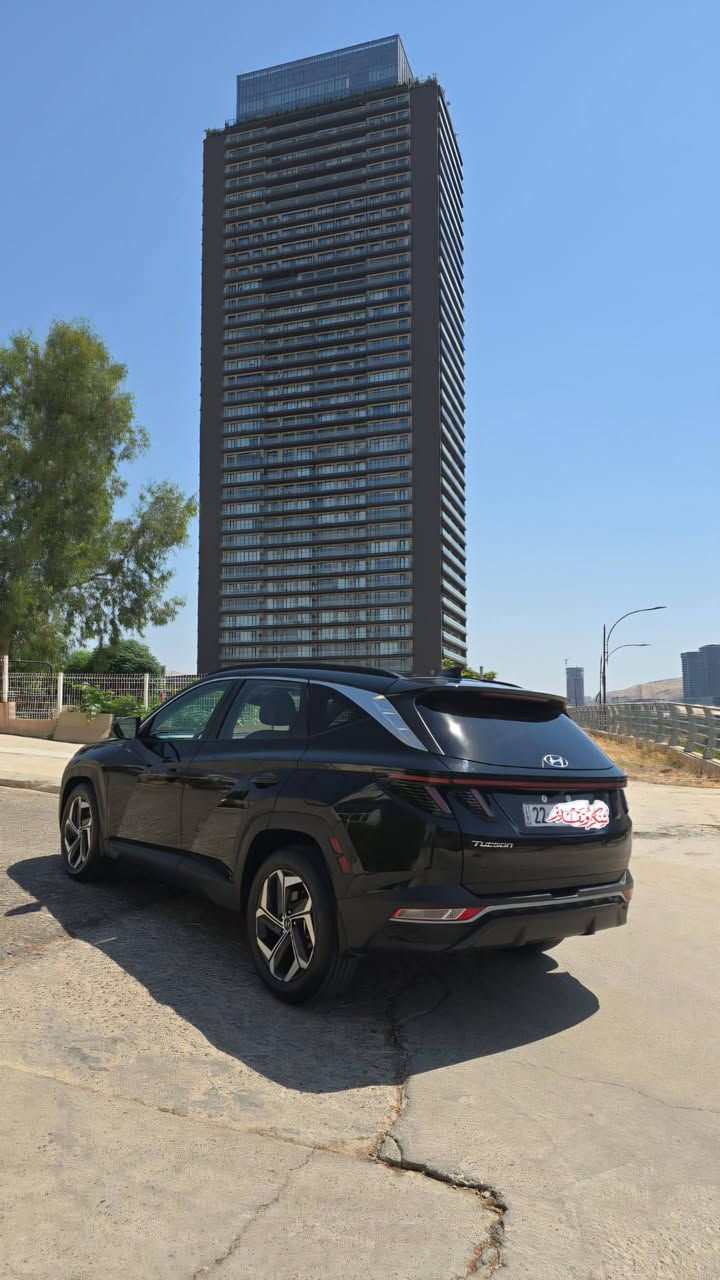 هونداي توسان امريكي
موديل 2023 فول مواصفات SEL محرك 4 سلندر 2.5 يسحگ بنزين عادي
شغال / سلايت / بصمة / رادار /صندوق كهربائي شفط /كشنات جلد كهربائي هيتر / شاحن لاسلكي / شاشة كبيرة GPS /ويل19 كروم
ماشية 48 mil / رقم و سنوية جديدة 
بدون صبغ / بدون تبديل / بدون دواخل / بدون ايرباگ
تواصل أتصال أو عل واتساب 
***********
***********

نص مكتوب في الصور:
- 65784273