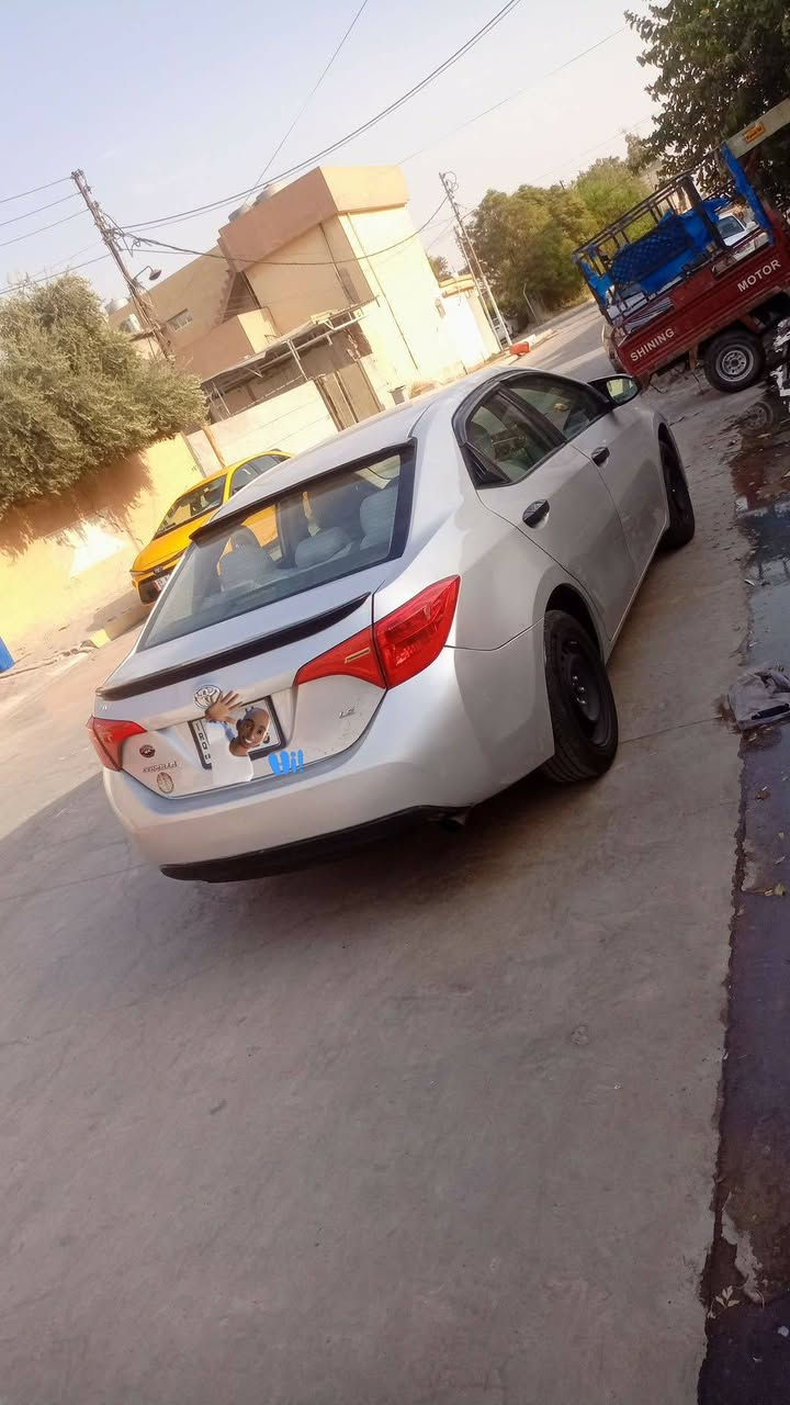 كورلا 17
رقم سلميانيه 
بيها 3قطع صبغ  امريكي باب خلفي +جمالغة خلفيه  فقط صبغ بدون تبديل كلا بلادي 
سياره جهاز محرك كير شرط 
صدر جديد سياره جهازه 
سعرها 115بيها مجال 

***********
