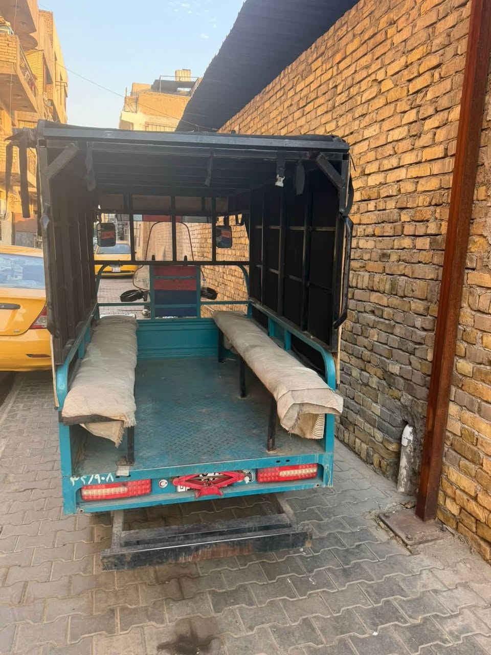 ستوته زركه البيع رقم وسونويه ماكني الكفاح باب الشيخ  سعره 3200رقم تلفوني ***********
