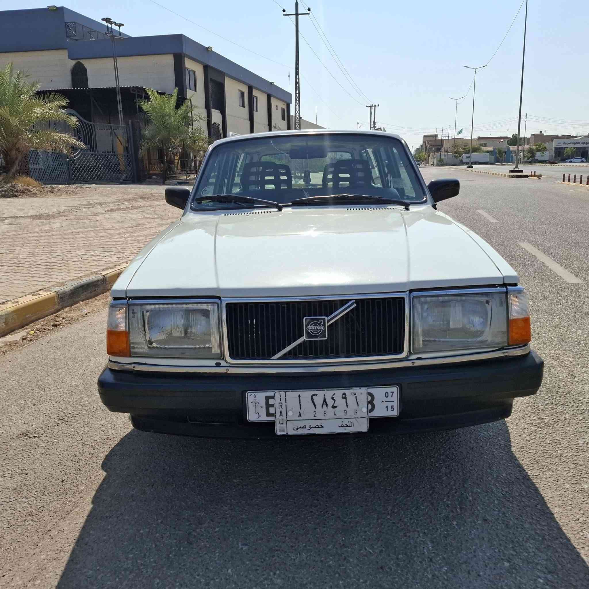 للبيع فالفو مديل ١٩٩١  السعر ٤٧ 
رقم نجف الماني مداور ثاني يوم 
 مكينه وكير ونجي 
تبريد شغال منظومه جديده شادها
 تايرات جدد مع السبير
حدادية امامي خلفي واكسل جديد
باتري جديد 
كامله من كلشي صبغ عام   
مكاني النجف حي الغري السعر  ٤٧  بيها مجال 
 ***********
