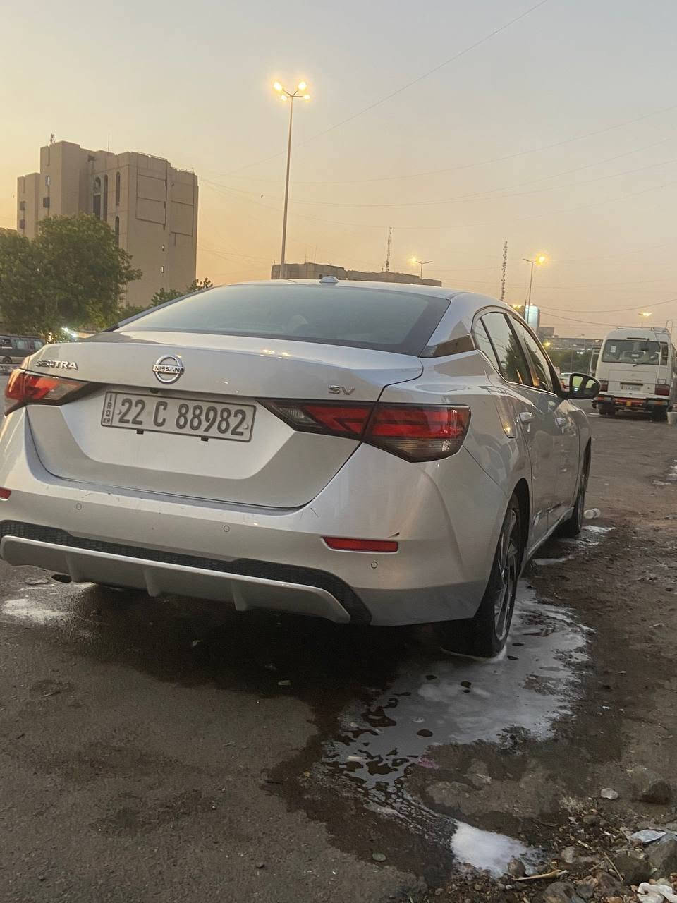 سلام عليكم نيسان سنترا البيع موديل ٢٠٢١ ماشيه ٩٠الف  سعر ١١٠ رقم ***********
