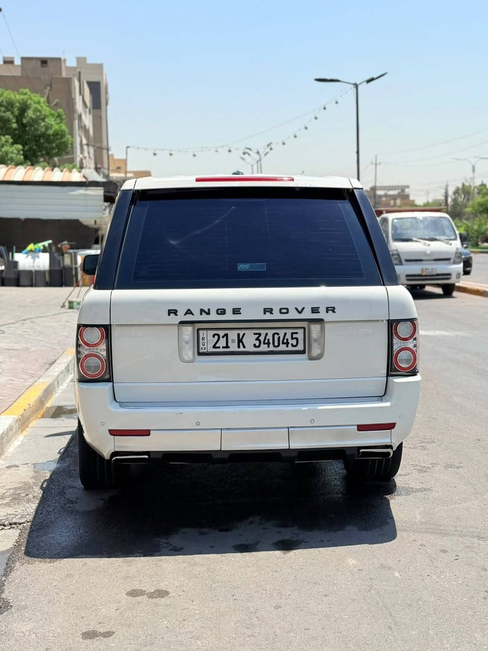 رانج فوك ١٠ سياره جديده فول مواصفات السعر ١٤٠ وبيه مجال مكان بغداد ***********
