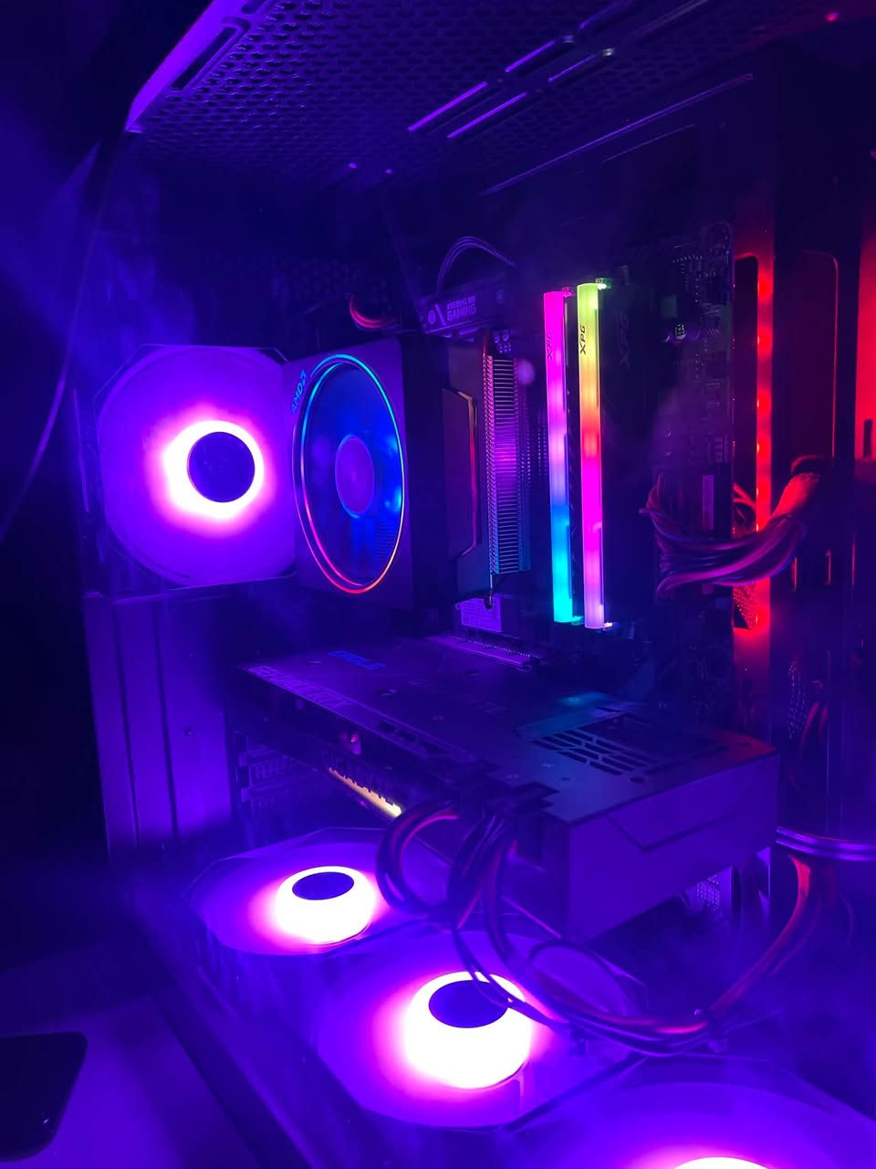 Pc للبيع
AMD Ryzen 5 5600Xالمعالج 
6-Core Processor
كارت شاشة NVIDIA GeForce RTX 3070 8g
رامات 16 DD4 ارجيبي
شاشة 100hz
ماوس وكيبورد ارجبي 
وكامل ملحقات كارتون كل الغراض موجودة
تواصل وتساب رقم ***********
