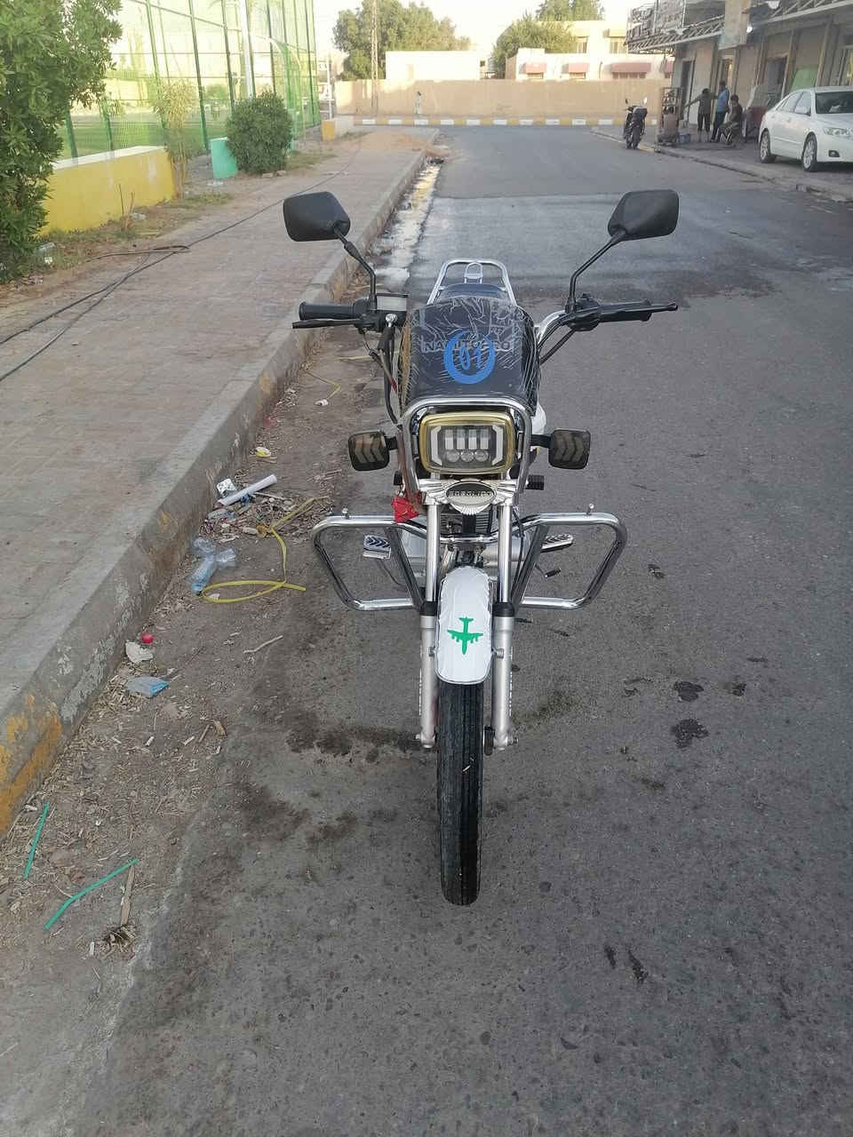 يالله 
سونلك سيفان CDl 2025 محرك 200cc 
كامل ونضيف مصار هواي مشدود 
سعر ٩٠٠ بي مجال جماعت ل٨٠٠ لحد يعلق 
***********مكانه رمادي تاميم
