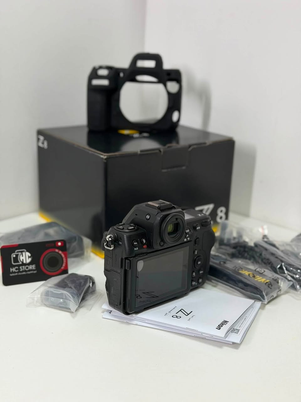 NIKON Z8 BODY
كاميراي نيكون Z ٨ ته نها بۆدي
زۆر خاوينه زۆر كه م ئيشي كردووه
 ته نها ١ك وێنه ی گرتوه 
كارتون و شاحينه و پاتري بيلاد و قايشي شان و كەڤەرو هـه موو ئه شيا بيلادييه كاني موجوده
نرخي ٢٢ وه ره قه و مجالي تيايه
موشته ريت جات بكه يان پە يوه ندي بكه
***********
***********

