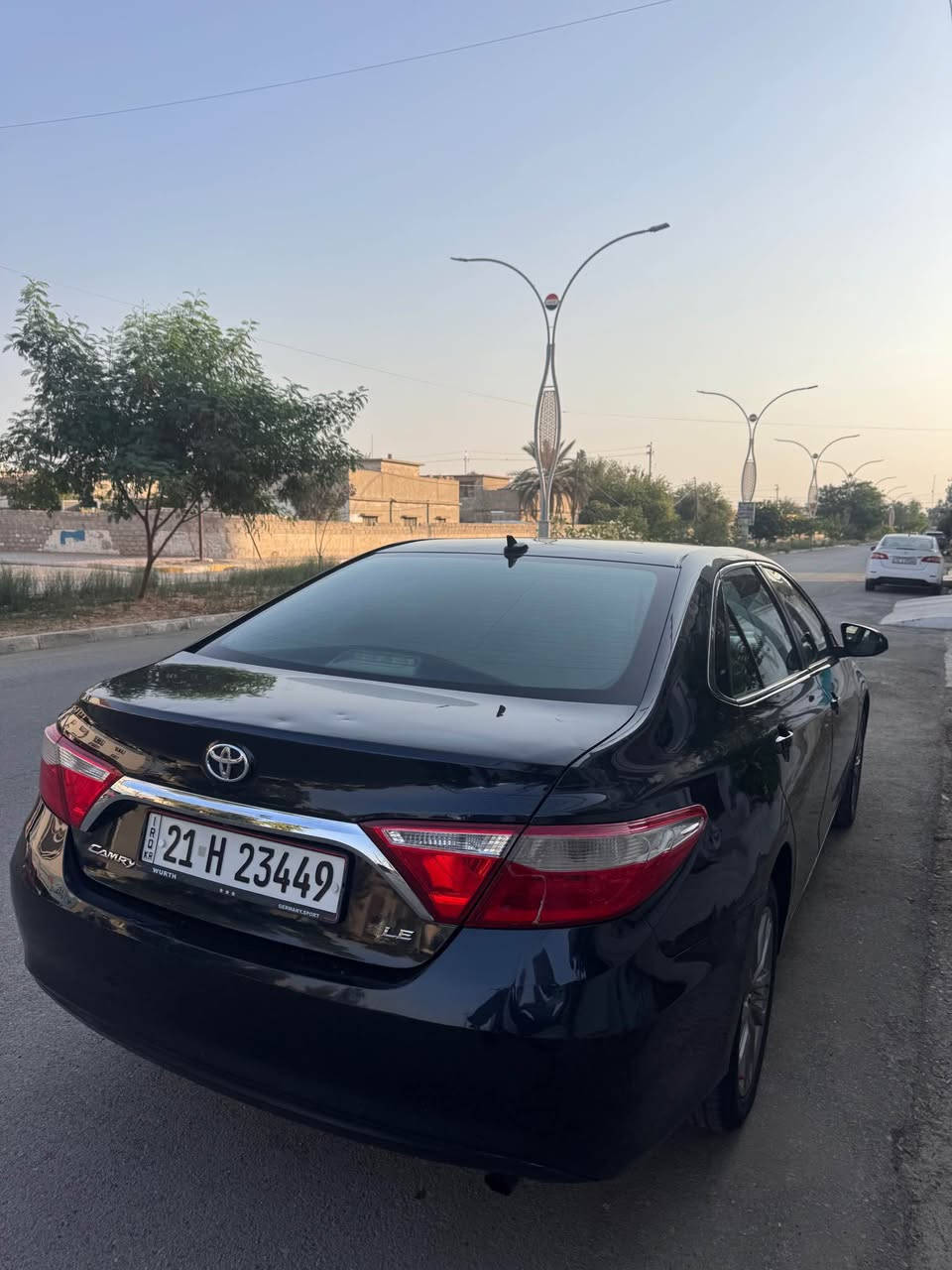 كامري SE • ٢٠١٧ • ضرر بونيت