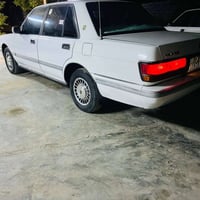 سيدان • محرك ٢٥٠٠ • موديل ١٩٨٩