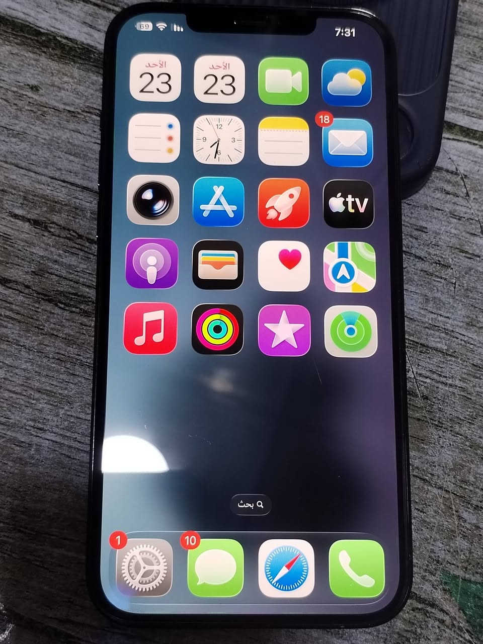 ايفون 12pro max 

ذاكره:256 نموذج M

بطاريه:70% 

جهاز مامبدل كلشي نضافه 100%تفحص تضرب حاسبه يلا تاخذه 

عنوان كركوك-حي نصر 

للتواصل: ***********
