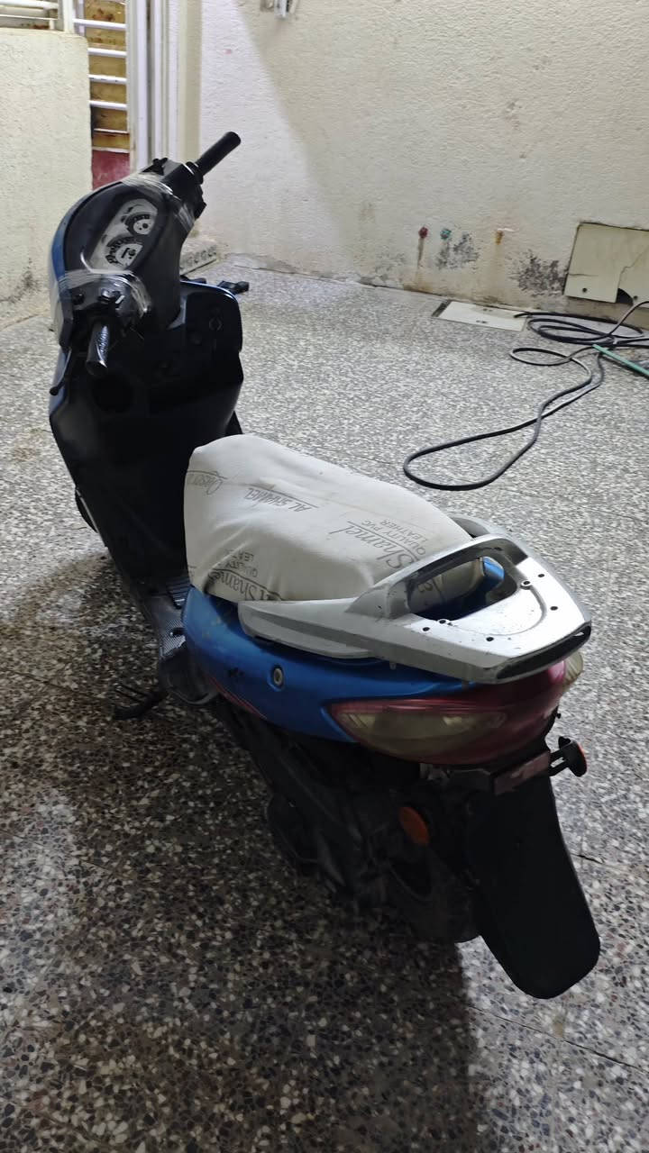 لبيع  او مراوس حسب لقناعه /((مجر كبير)) بدل بيه بوشه وبستم قبل  سبوع.  دراجه سريعه  كهربايات شغلات سلف.  بيه صوت بصلنصه لان مشدوده على برغي واحد عوزله بس برغي
استفسار على رقم ***********.    سعر 170 وبيه مجال  لشراي.     مجر كبير

لبيع  او مراوس حسب لقناعه بدل بيه بوشه وبستم قبل  سبوع.  دراجه سريعه  كهربايات شغلات سلف.  بيه صوت بصلنصه لان مشدوده على برغي واحد عوزله بس برغي عوزله ترتيب

