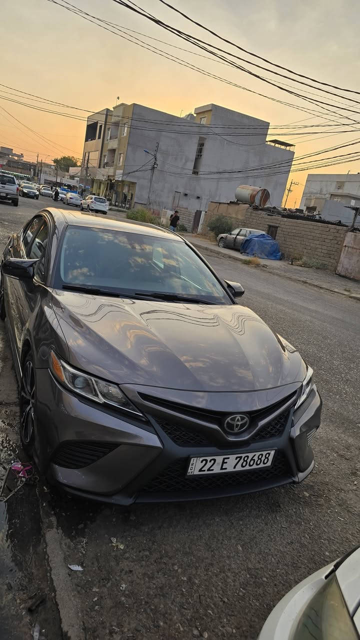 كامري امريكي موديل 2020 SEفول سلايت بصمه حساسات رادار كوشن جلد كهرباي يعني فول فول بس كشنات مو هيتر 
تحويل شرط مسجلة بسمي 
بيها قطعتين صندوق جاملغ خلفي صدر كبس برشوت سليم 
واتس اب 
***********
