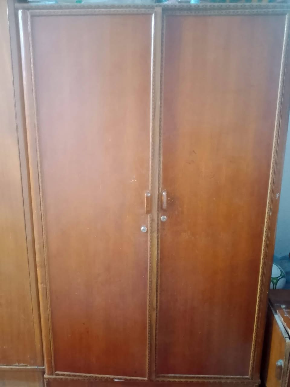 سلام عليكم شباب كنتور ابو خمس بوب سعره 200 وابو بابين سعره 100  الاستفسار على الرقم التالي *********** وبيهن مجال قليل ♥
