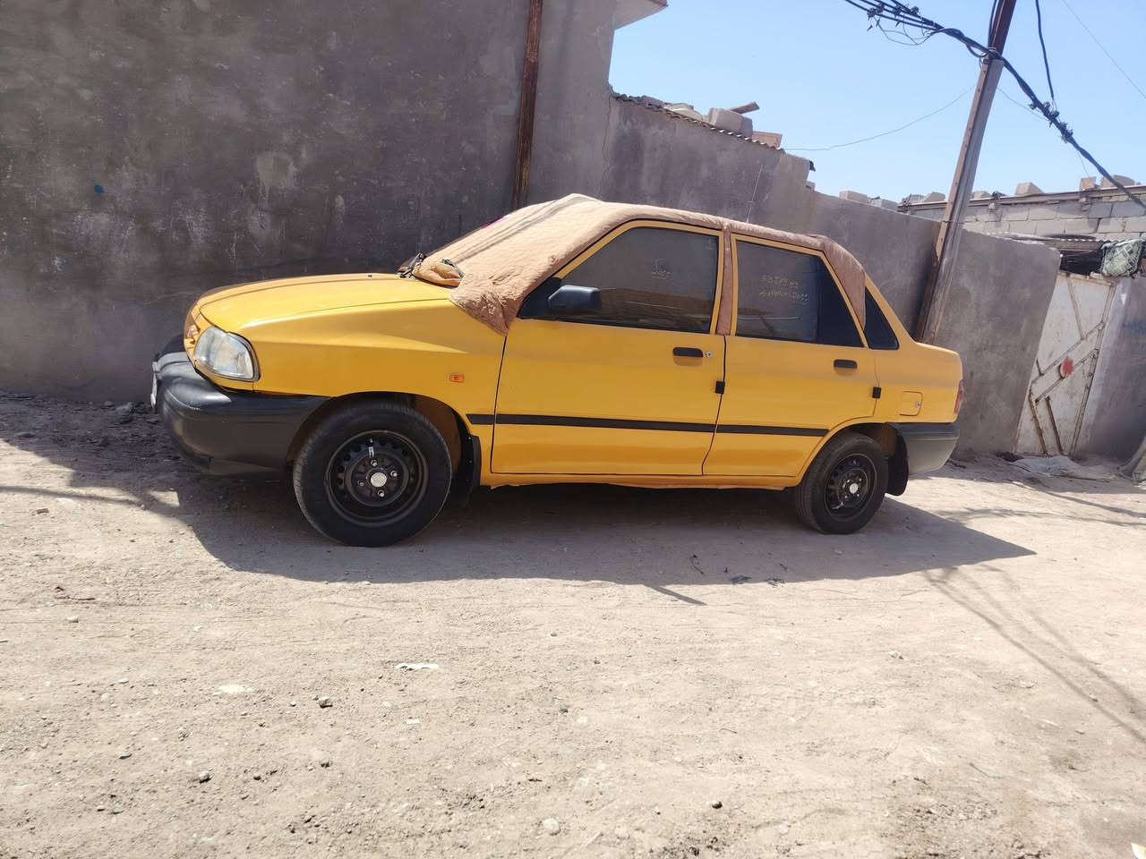 تفاصيل داخل المنشور

نص مكتوب في الصور:
- معارض سايات البصره مجموعة عامة Fha Bhj الأشخاص الموقع شعور/نشاط سايبه للبيع ٢٠١١ سياره جاهزه ونضيفه خير من الله سياره حيل حلوه سنويه جديده وهزه جديده مكاني بصره حي الزيتون *********** إضافة وسائط إضافة مجموعات نشر