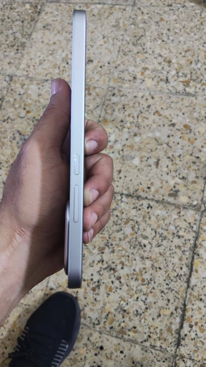 شاومي 15 تي جهاز  رام12 ذاكرة 512 
مشحون 125 مرة جهاز جديد كامل ملحقات اي ضرر مابي 
السعر 550,  حتلو مراوس بهونر 600 كون الرام 12
  مكاني بغداد مدينة الصدر 

رقمي ***********
