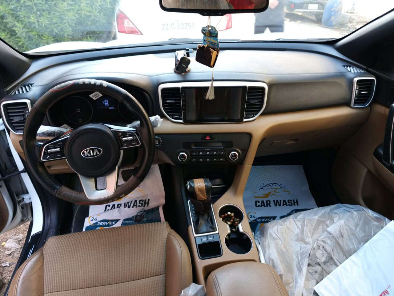 كيا سبورتاج خليجي موديل 2020 رقم بغداد ماشية 83000 بيها صبغ ربع الدعامية الامامية بانوراما بصمة جلد كشن كهرباء حساس امامي وخلفي كير ومحرك مكفولات السعر 19500$ وبيها مجال قليل رقم تليفون
‏***********    ‭***********
