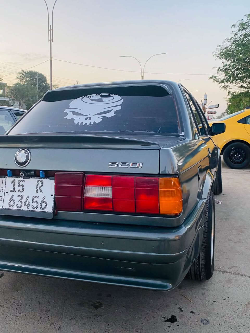 بي ام ٣٢٠i • اوتوماتيك • خانقين