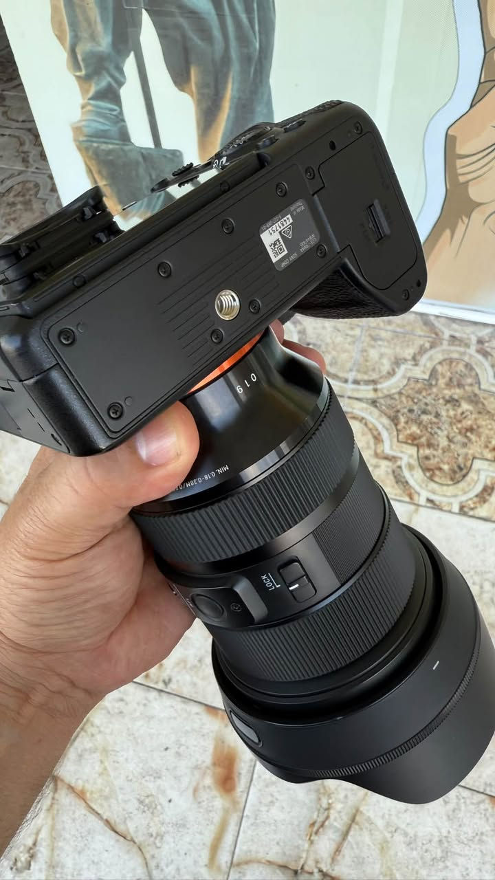 سوني A7R iV
عدسه سيگما ارت 24/70 f2.8
زور زور خارين 
***********
