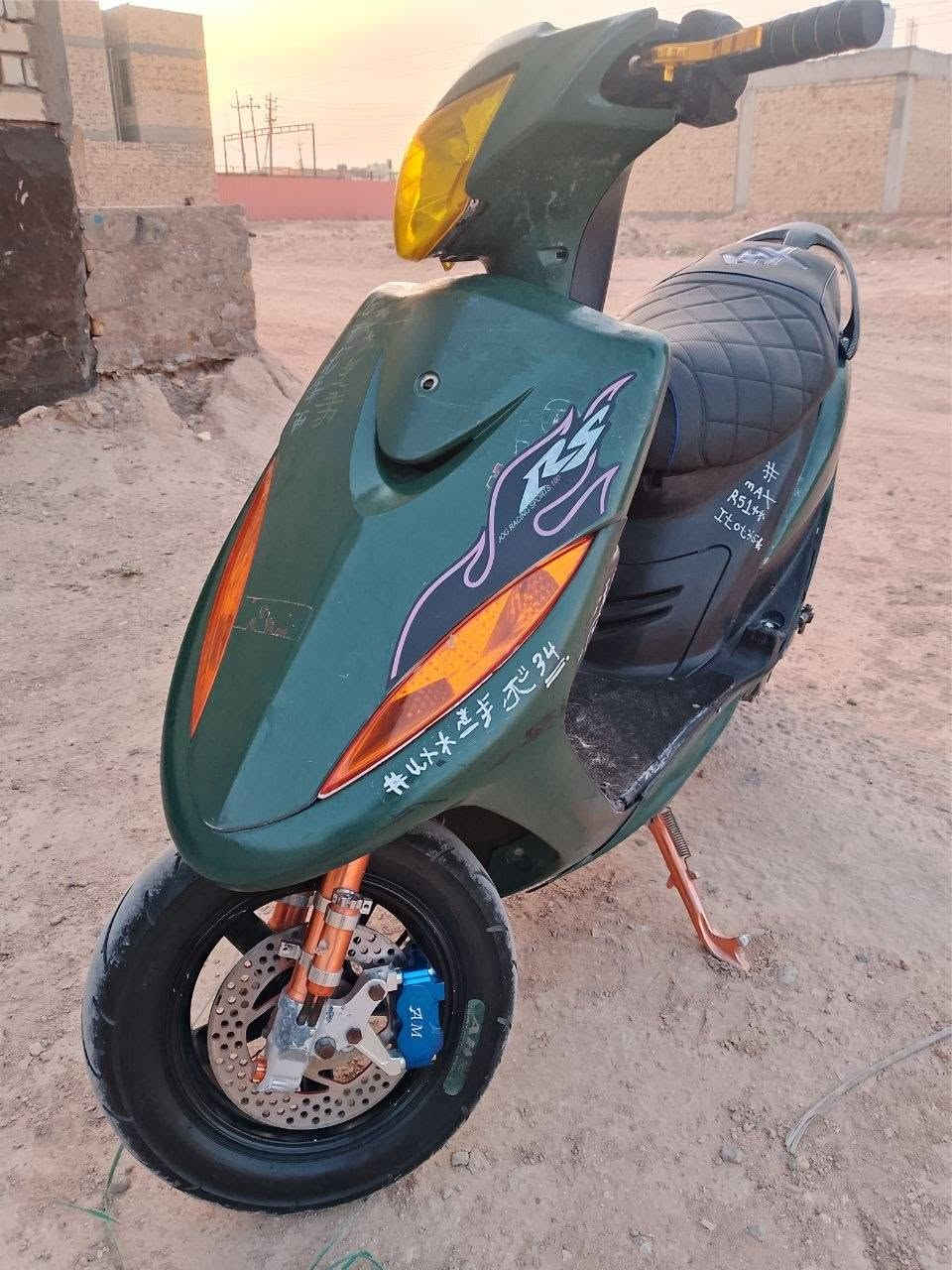 ماكس عدلة • قطع رياضي • بوشه تاكل