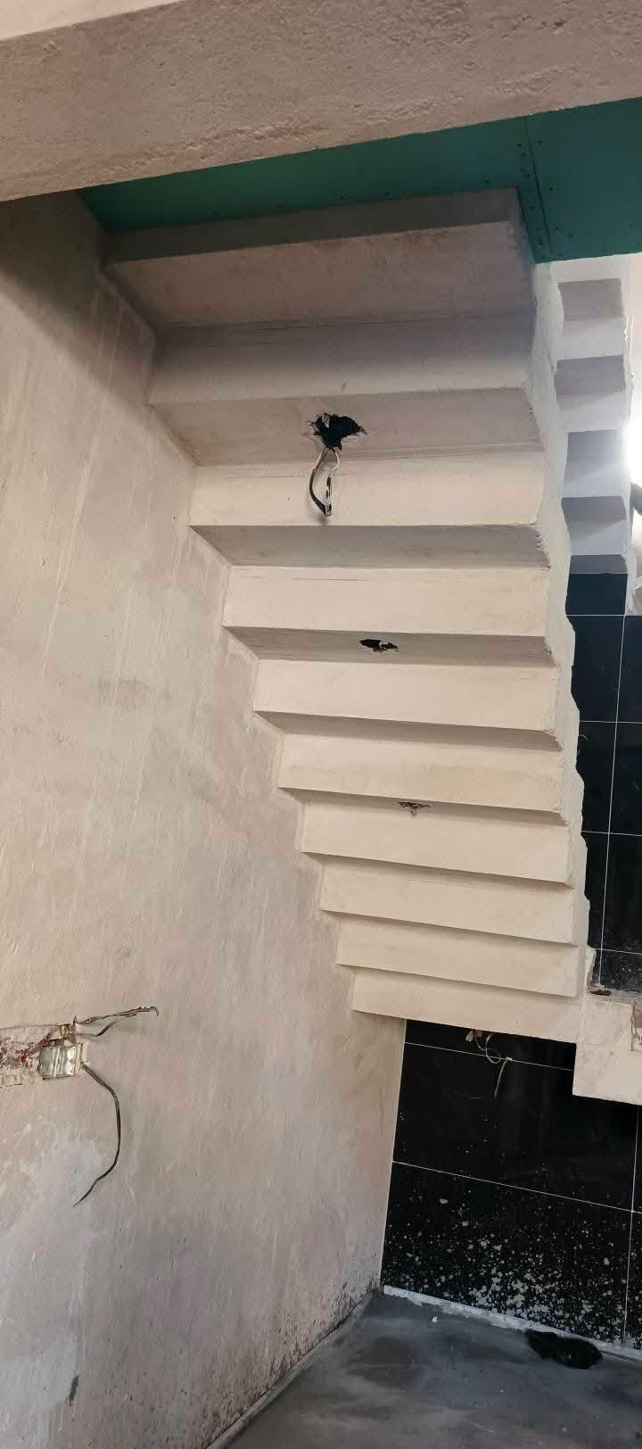 لباخ متفرغ جص وسمنت  درجه اولى اشتغل گباله ومتر فقط ***********
نجف
