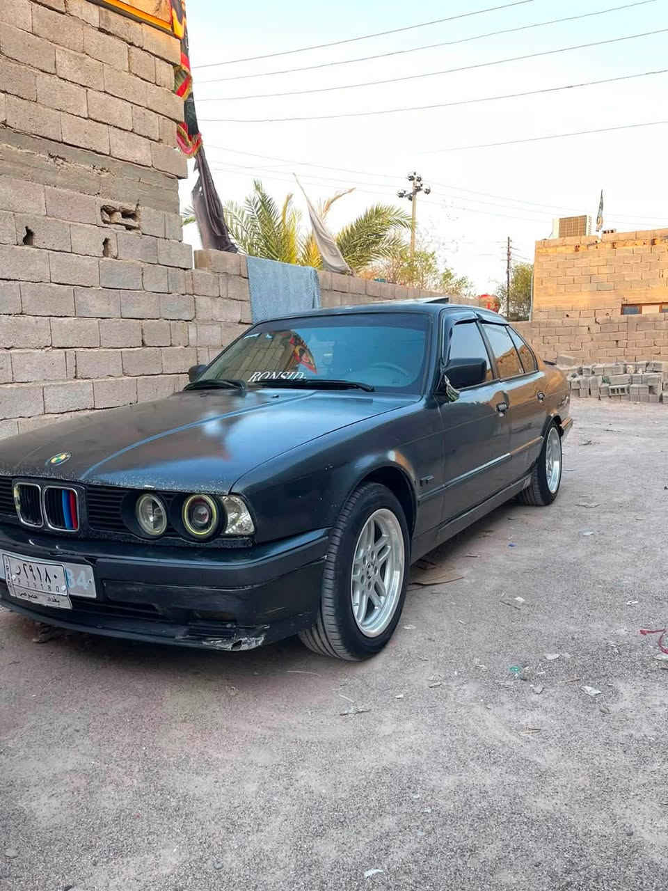 سلام عليكم بي ام 520 اصل كير عادي مسكر عدل ويل كب M مكينه وكير بل كارتون اكسل جديد حداديه نص عمر منضومه زنون تبريد على سويج مداور ثاني يوم ترايك لبغداد سياره شاهد الله متعوب عليه 
السعر 40 وبيها مجال 
رقم الهاتف ***********
واذا عندك مراوس محور ماكو مشكله
