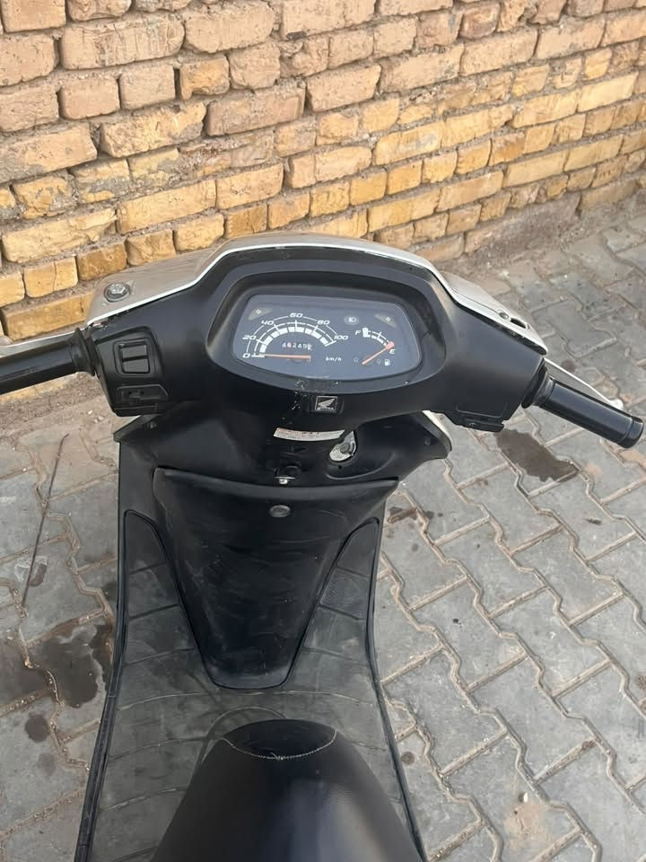 دراجة سبيسي ياباني للبيع
دراجه نضيفه كفرات بلاديه بيها خيط تدخين مكينه ناعمه 

مثل ما موجود بالصور دراجه خير من الله 

للاستفسار على السعر متواجد فقط على هذه الرقم

***********

المكان كوت حي الحوراء
