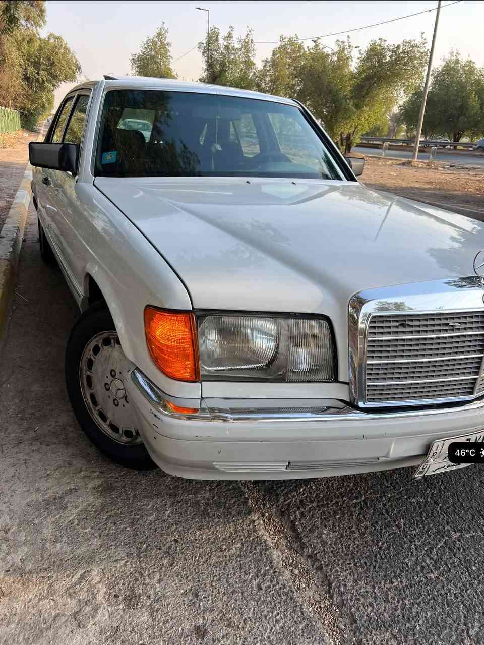 � للبيع: مرسيدس جانبو موديل 1990 🚘

سيارة نظيفة جدًا وجاهزة للاستخدام، ولا تحتاج أي مصروف.

✅ الصبغ جديد ومكفول، عدا الأهلة الخلفية فقط وخشم الجاملغ الأمامي (عكس السائق). عدى بارد باب السايق وجاملغ شوية  وباب خلفي عكس السايق ايضاً بارد 
✅ محرك وكير مال حاوية وارد يابان، تم تركيبهم قبل شهرين.
✅ منظومة البنزين كاملة جديدة، من التانكي إلى النوزلات.
✅ بطارية جديدة تم تركيبها أمس.
✅ السيارة مكفولة من ناحية الشاصي والهيكل وخالية من الخياس. سلايت طكتين 
✅ منظومة التبريد جديدة، غرفة ودبل مروحة مع بردات بلدية.
✅ رقم بغداد باسمي وجميع أوراقها أصولية وجاهزة للنقل.

🚗 السيارة كاملة وجاهزة، مناسبة للاستخدام اليومي أو السفر، ولا تحتاج أي صرف.
السعر 120 ورقة وبيها مجال 

مكان السيارة بغداد الدولعي 

📞 للاستفسار والمعاينة، راسلني على الخاص أو اتصال ***********
