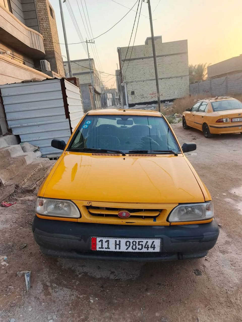 سلام عليكم سايبه لبيع مديل 18 سياره بيه طخات قليله كير ومحرك مكفولات سياره حلوه العنوان كربلاء حي المامين الهاتف ***********العسر 38 وبيه مجال قليل
