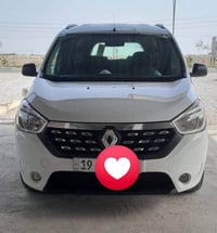 للبيع... رينو لودجي فرنسي  7 ... راكب   لون ... ابيض  موديل..  2019  م...