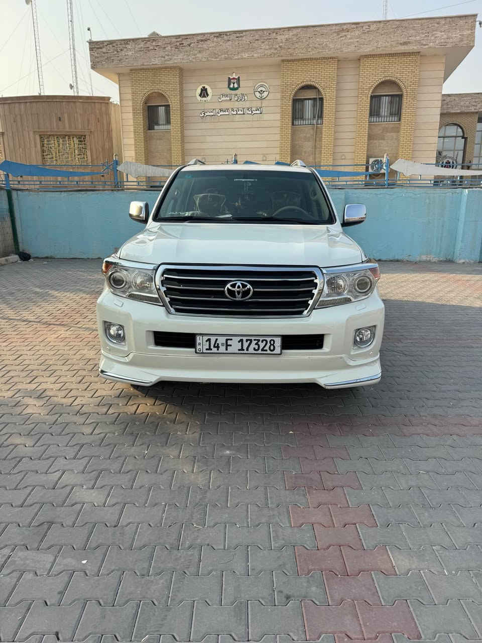 لاندكروزر • ٢٠١٠ • البصرة