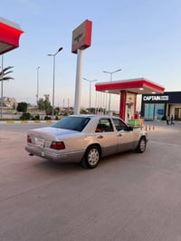 دب 3000 • رقم اربيل • مكينة وكير شرط