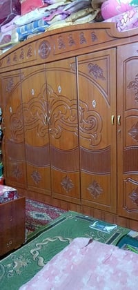 غرفة نوم • للبيع