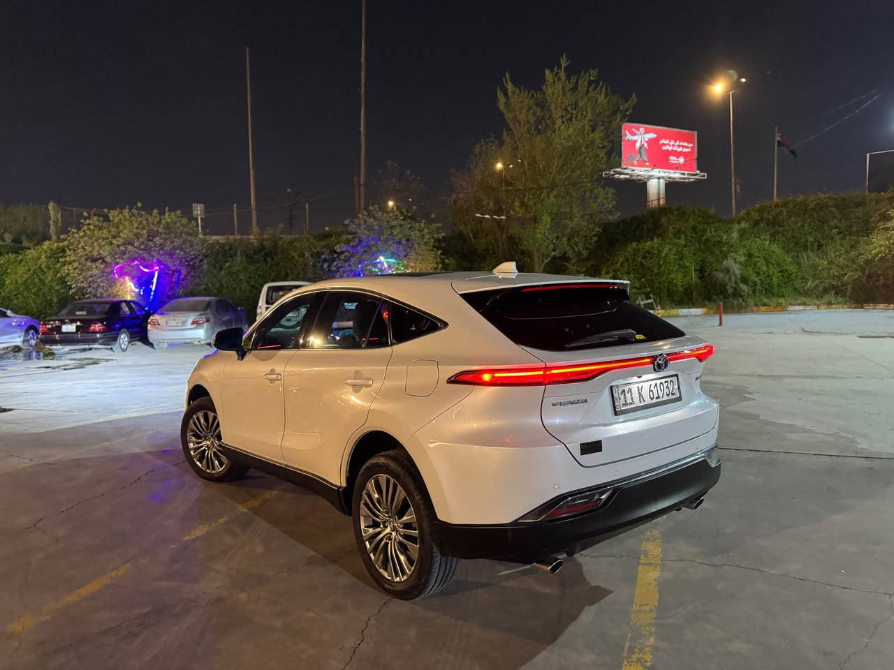 تويوتا فينزا 2023 هايبرد لمتدد 1/1 (أعلى فئة) للبيع

Limited

بانوراما

اعلى صنف Limited

كاميرات 360 درجة 

 صبغ البنيد فقط

بلعراق صار بيها PDR بلهلال الخلفي

لون ابيض

زرع عدسات زنون 

اناره محيطيه تحكم بالهاتف 

عازل حراري مسموح مرورياً

ماشية  275000 كيلو 

محرك هجين بنزين

4 سلندر 2500cc 

مري شفط 

تشغيل عن بعد

‎بصمة تشغيل

تحديد مسار

رادارات 360

5 كاميرات 

حساسات أمامية وخلفية

مانع انزلاق

داتا شو 

إشارة ترحيب بكلمة VENZA عند الاقتراب

سستم صوت JBL

ستيرن تحكم كهرباء 

كشنات كهربائية جلد رصاصي وتدفئة وتبريد

صندوق كهربائي بحساس القدم

شحن وايرلس

ويل كروم 19 

وبعد بيها  مواصفات هواي 

صور الحادث والسونار داخل المنشور 

مكاني بغداد 

📞***********اتساب بغداد, العراق
