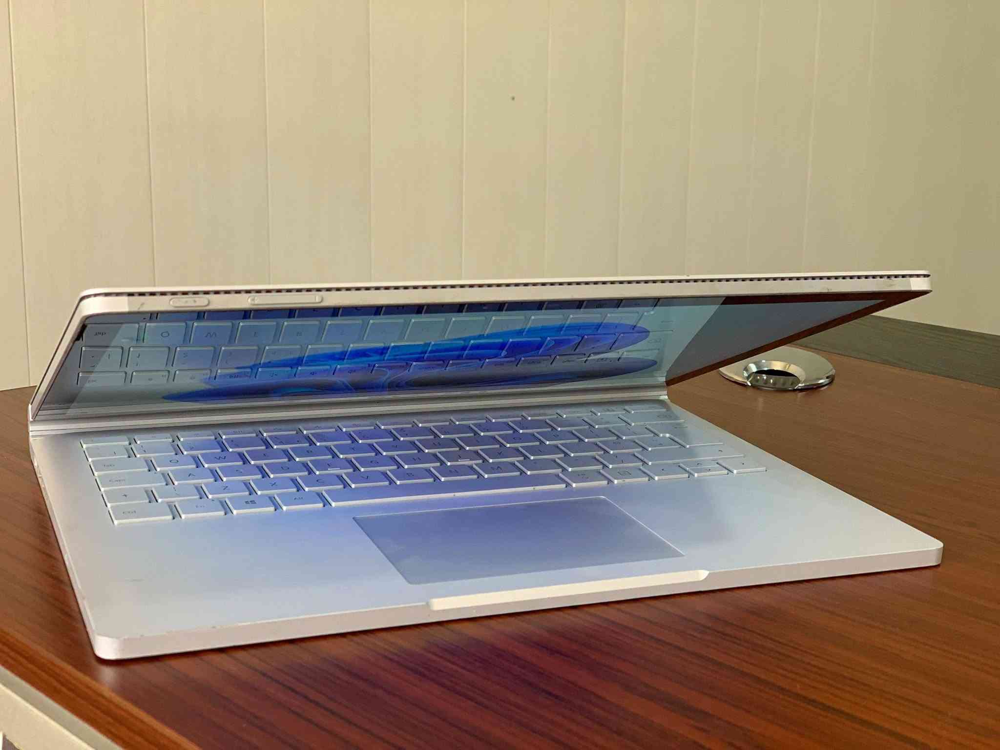 microsoft book 2
💻 Core i7 – 8th Gen
🧠 RAM: 16GB
💾 SSD: 512GB
🖥️ Screen: 14”
⚡ Windows 11
🔋 باتری هەردووکی بەردەستن
✨ دیزاینی جوان و جەستەی سپی

❗ تێبینی: لەمسی شاشە کار ناکات، بەڵام شاشە بە خۆی کار دەکات و بە Mouse/Keyboard بە ئاسانی بەکاردێت.

💰 نرخ: تەنها 380,000 دینار

📦 گونجاوە بۆ خوێندن، ئۆفیس، کارەکانی ڕۆژانە و بەکارهێنانی ماڵەوە.

📩 بۆ کڕین و زانیاری زیاتر پەیام بنێرە.

نص مكتوب في الصور:
- System > About Storage 477 GB 62 GB of 477 GB used Graphics Card 128 MB Intel(R) UHD Graphics 620 Installed RAM 16.0 GB Speed: 1867 MHz Processor Intel(R) Core(TM) i7-8650U CPU @ 1.90GHz 2.11 GHz Rename this PC Copy LAPTOP-V4R3ETS0 Surface Book 2 Device specifications Device name LAPTOP-V4R3ETS0 Processor Intel(R) Core(TM) i7-8650U CPU @ 1.90GHz 2.11 GHz Installed RAM 16.0 GB Device ID 71283C46-3E1B-4402-8D12-489B34DCE53D Product ID 00325-80000-00000-AAOEM System type 64-bit operating system, x64-based processor Pen and touch Pen and touch support with 10 touch points Related links Domain or workgroup System protection Advanced system settings
- Battery report COMPUTER NAME LAPTOP-V4R3ETS0 SYSTEM PRODUCT NAME Microsoft Corporation Surface Book 2 BIOS 394.779.768 08/11/2015 OS BUILD 26100.1.amd64fre.ge_release.240331-1435 PLATFORM ROLE Slate CONNECTED STANDBY Supported REPORT TIME 2026-09-28 23:48:33 Installed batteries Information about each currently installed battery BATTERY 1 BATTERY 2 NAME M1030911 M1030906 MANUFACTURER SMP SMP SERIAL NUMBER 0887435019 3005402746 CHEMISTRY LION LION DESIGN CAPACITY 17,900 mWh 57,300 mWh FULL CHARGE CAPACITY 18,380 mWh 51,620 mWh CYCLE COUNT 3 254