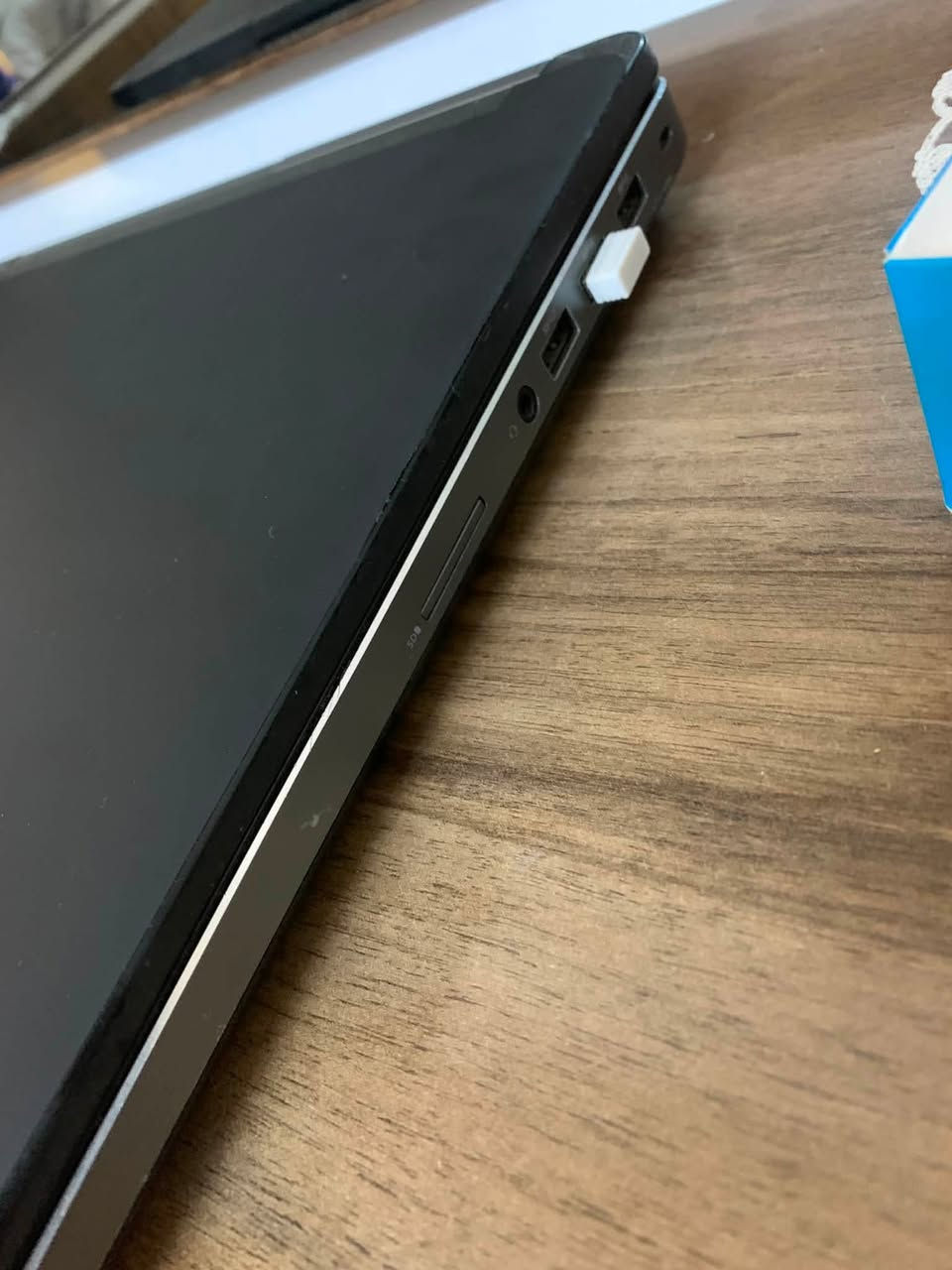 🔥Dell pricishon 7510 نسخة الشاشه اللمس 🔥
.
💯الجهاز بمعالج HQ وكارت خارجي يفيد رجال الاعمال والمهندسين واصحاب المونتاج والالعاب 💯
.
معالج i7 من الجيل السادس HQ بتردد 2.70
برام 16 قابل للتطوير الى 64
وهارد 512 ssd قابل للتطوير سريع وممتاز
وكارت شاشه داخلي بسعة 8
والخارجي M2000M بسعة 4 كيكا
مع الشير يصبح 12
كيبورد ضوئي
شاشه لمس 10 اصابع
بطاريه جيده جداً مثل الورد
نضافه97%
حجم15.6
مع ماوس هديه والمحوله كذلك 
.
السعر375 بي مجال بسيط للشراي 
سكني بغداد الدوره
💐***********💐
.
ملاحضه التج ماوس شغال لكن الكلك الايسر يعلك سعره15 الف
.
رجاء اللي ميعرف قيمة الجهاز لتبخس بالسعر وربي يحفضكم 
.
تم تجربة الاوتوكاد
Gtav
فورتنايت
نضام كالي لينكس
فالورانت
فيفا 
بلاك اوبس
شغالات بأداء جيد جداً بفضل مواصفات الجهاز
