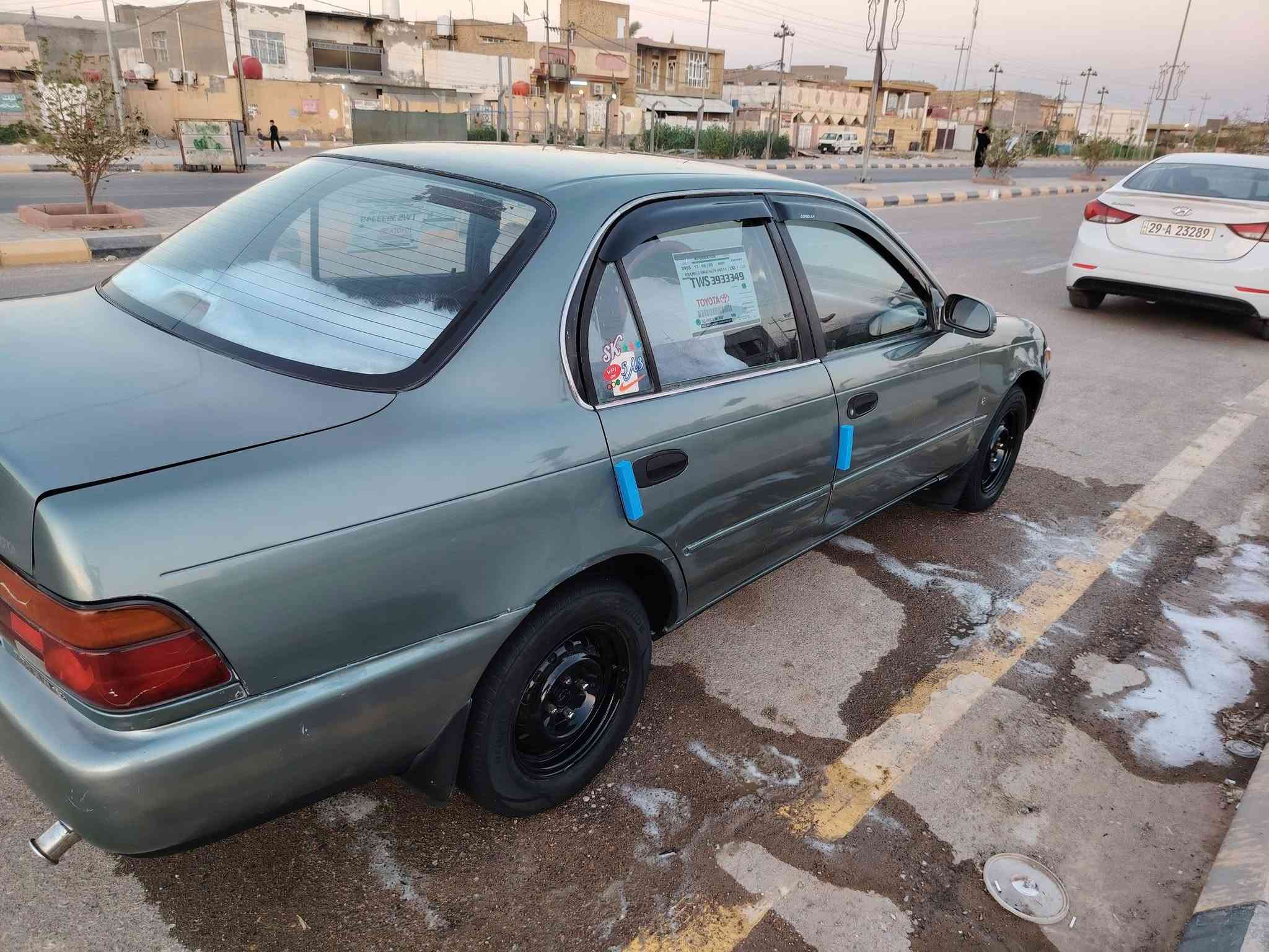 كورلا موديل ٩٣ تخم تاير حداديه جديده تبريد ثلج سنويه ل٢٧ تحويل مباشر رقم انكليزي سياره مال جناي نظيفه مكفوله من الضربه  مصبوغه جماليه العنوان واسط السعر ٥٠ وبيه مجال للتواصل ***********
