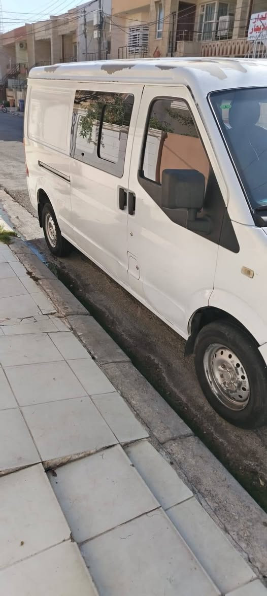 فان موديل 18 السيارا سنويه رقم هزا كلها جديد السيارا بدون صبغ بيها مكانات تشليع السيار اتريد ها حمل اتريدها نفرات مكينا كير شرط السيارا جاهزه السيارا مكان السيارا اربيل
***********
