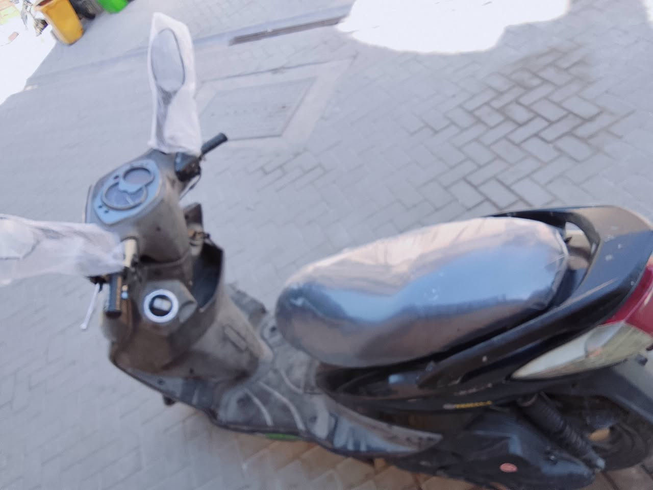 دراجة نضيفه حلوا
سكنس فحل  ياباني نوزل✅
مكينتها اشك الكاع ✅ 
بصمه سلف شغال ✅ 
كهربائيات كلها شغاله لووك ✅
ممشاها قليل
اناره دراجه شغاله لووك ✅ 
دبلات تخبل ✅
كفرات بلادي ✅ 
هورن❌
دراجه شما اوصفها قليل بحقها  مستعجل على بيعتها 🤍 مكاني بغداد رقم الهاتف ✅ *********** واتساب متواجد سعرر 850 فدوه اروحلكم 🫀ياباني مو كوري زبايل 🤍
