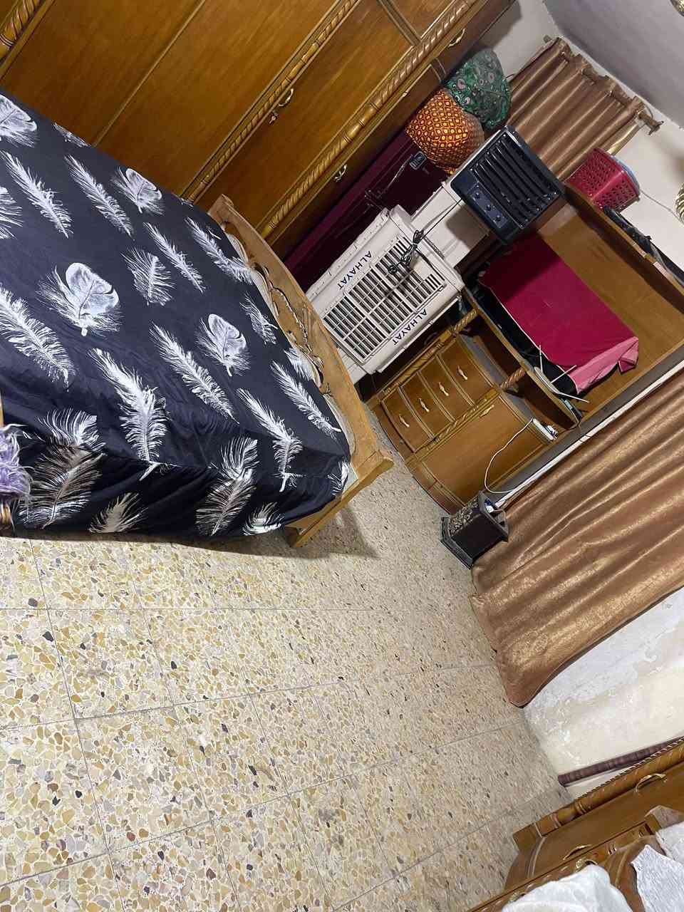 للبيع بيت 🏡 طابو صرف فى #الشرطةالرابعه مساحته #١٠٠م واجهه خمسه يحتوي على #ثلاث_طوابق ست غرف نوم 😴 وصاله وحولي ومطبخ وخدمات بناء ٢٠١٥ للإستفسار اتصال 🤙 على #الواتساب على الرقم ***********
#الجميع
