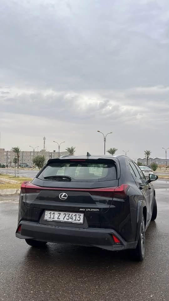لكزز UX250 ٢٠٢٣ • هايبرد • فول اوبشن