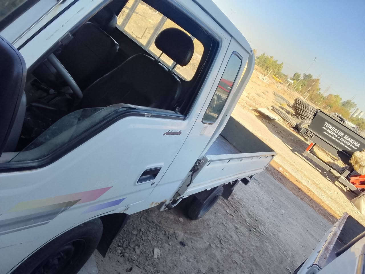 كركوك كيا ام عيون  ام حاكيه رقم نبار نكليزي سنويه 31 شرط تحويل هزه جديده بيه فطر بل شاصي محرك بي خيط بخار بدون تنقيص محرك 3000  كير اكسل شرط  موديل 98 سعر 55وبيه مجال *********** أقره منشور وخابر مكاني كركوك

