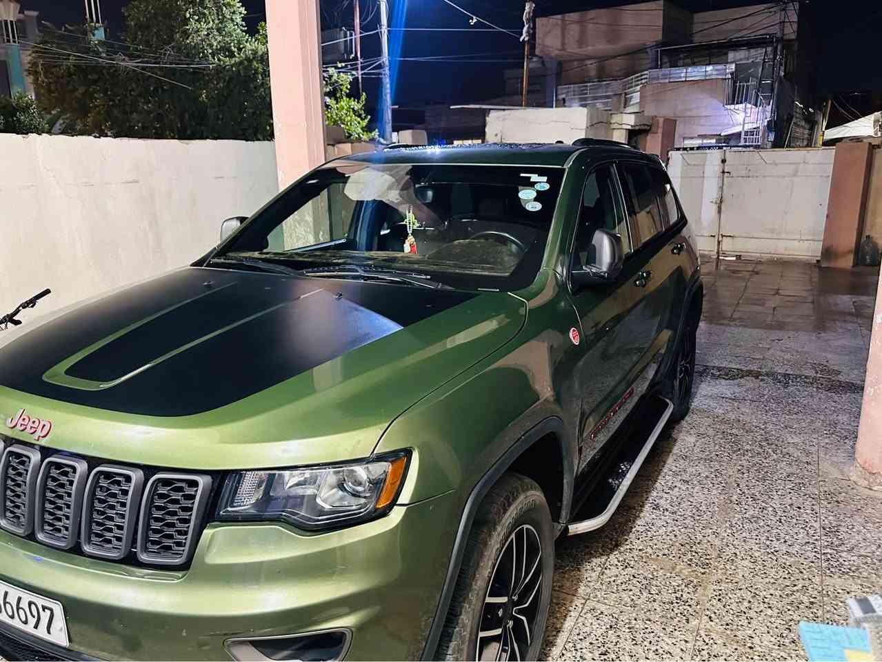 السلام عليكم جيب ترايل هوك 21 لون مميزل فولل للاخير معروف مواصفات لترايل هوك سياره ضرر قطعه وحده فقط جاملغ مصبوغ بدون ايرباك ماشيه 75000كيلو بعدها بحاله الوكاله السعر 26700 وبي مجال للشراي السياره رقم اربيل باسمي للاتصال *********** بغداد, العراق
