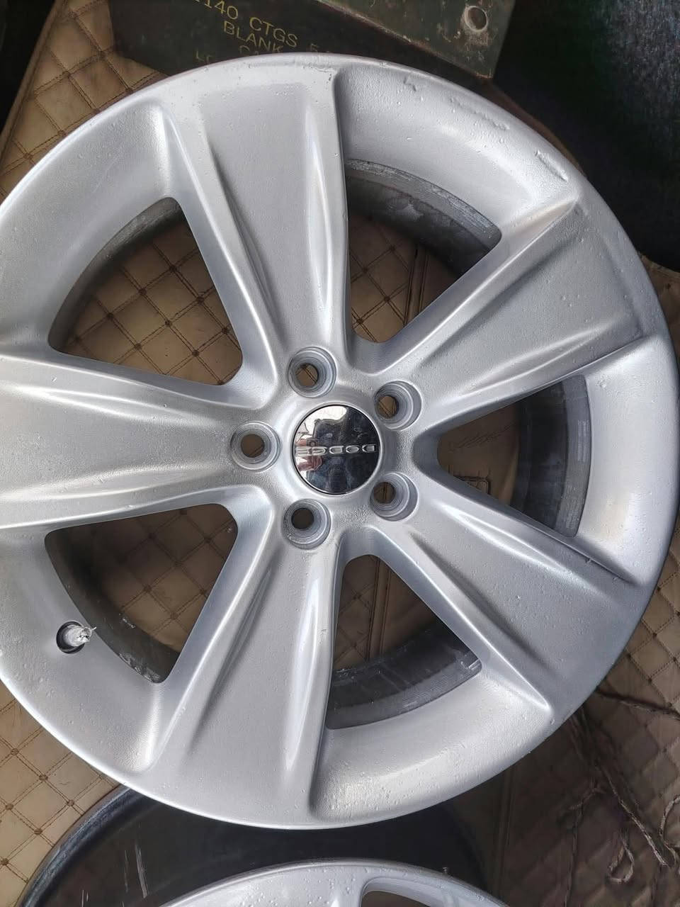 ويلات SXT • تايرات ٨٠٪