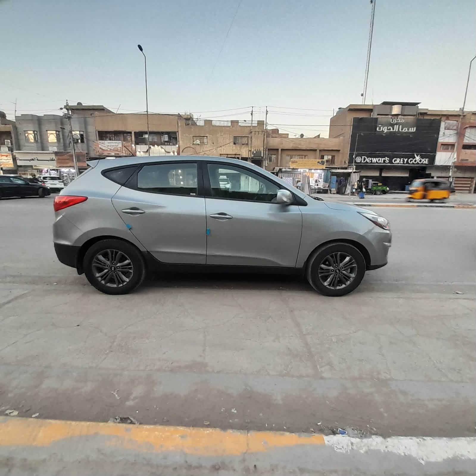 سلام عليكم اخوان توكسان ٢٠١٤
مرواس او بيع 
امريكي صور السونار بالمنشور ماشيه ٩٧ حادثه بس بنيد بدون دواخل  باقي السياره كفاله 
مكينه ٢٤٠٠ 
فور ويل السياره 
كير مكينه كفاله تبريد صدر كهربائيات 
السعر ١٢٠ وبيه مجال 
***********

نص مكتوب في الصور:
- 24mm f/1.89 1/30s 7:00 2024/7/19 2014 83217 Hyundai ٨+