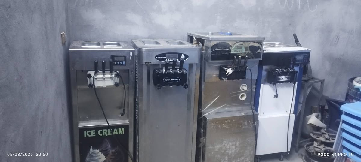 سوفت للبيع صيني اربع قطع
***********
