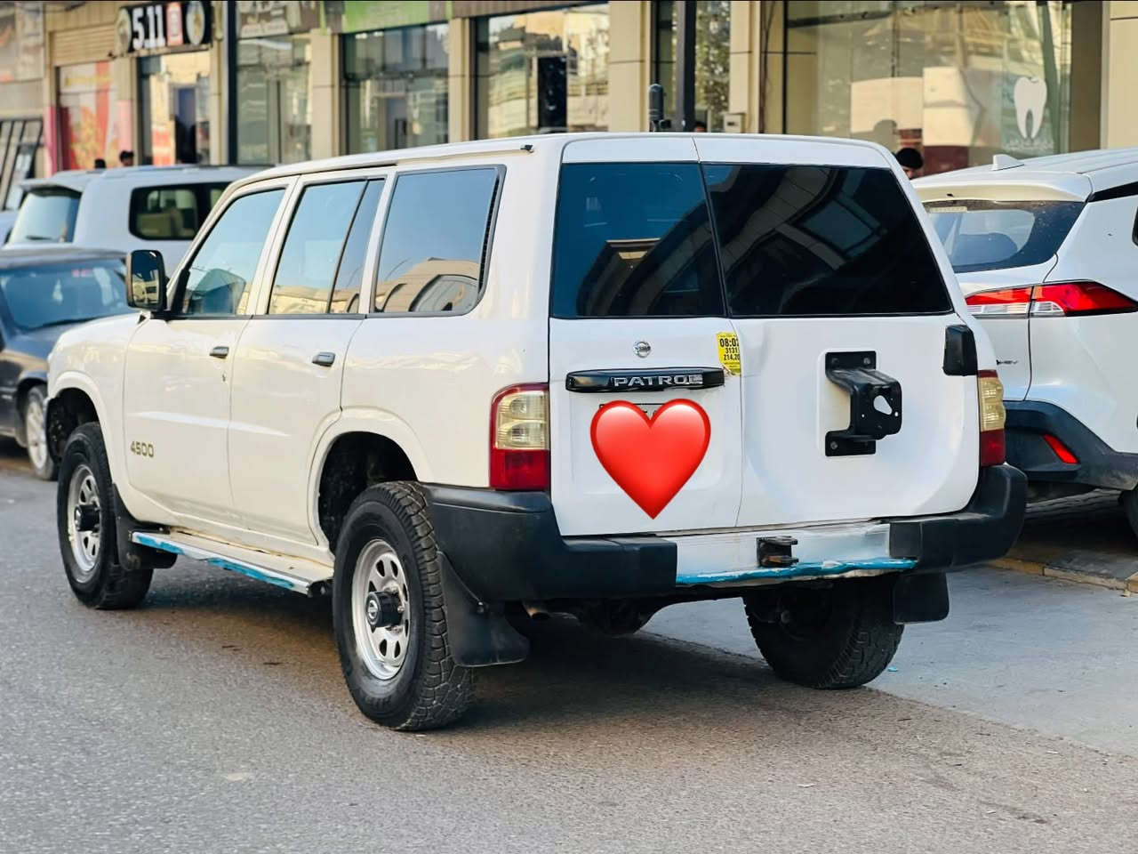 سەرەتا سڵاو نیسان پەترۆل فرۆشتن سعری 78$
2001 کویر یەک لا بەتانەی تەقیە 
دەعمو لیدراوی نیە سێ بۆ جوار پارجەی بۆیاخە 
سەنەوی تا 2031 تازەیە ناوی نیە 
سالۆنسای بیلادە مەکینەی گێری بەشەرت دەبل ئەکسل 
سەوتی ئەکسل بەشەرت تاقم پێشوو دوای جرکەی تیا نیە 
جوار تایەی تازەیە لە ژێرە بۆ زانیاری زیاتر تەلەفۆن بکە 
***********ـــ***********ڤایبەر وەتس ئەپ لەسررە
ئەدمین جاومانە❤️❤️❤️
