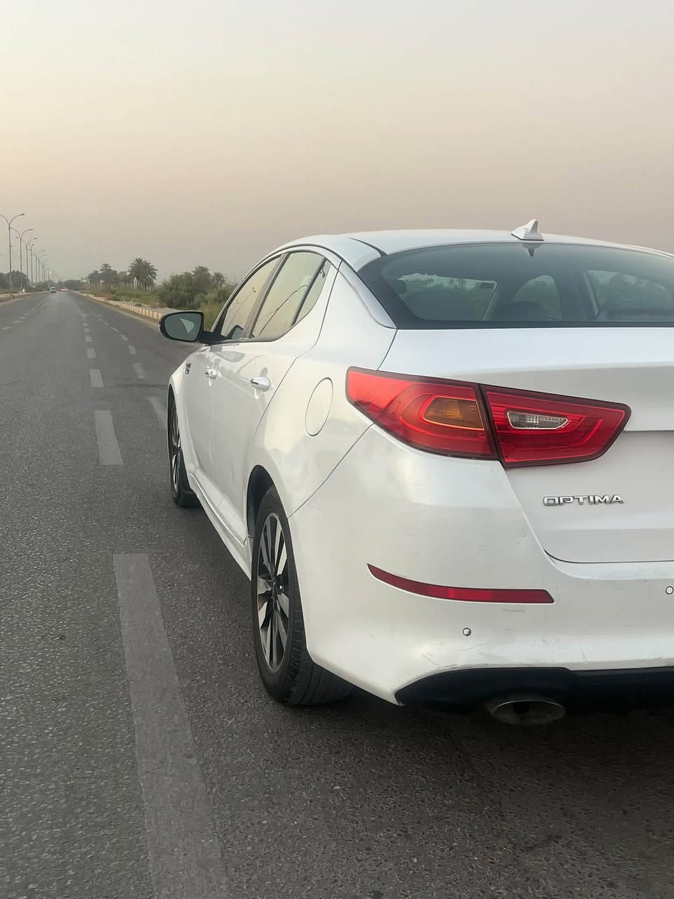 السلام عليكم
اوبتيما SX موديل ٢٠١٥  رقم بغداد بأسمي امريكيه حادثها جاملغ خلفي بدون داخل والباب كلير  وبيها تكشير بالجنطة ومكحل وشبر صبغ بخشم البنيد اثر تكشير مكينة ٢٤٠٠ ما مفتوحه كير خير من الله حداديه جديده السياره السياره فول مواصفات عدا البانوراما السيارة جاهزه مابيها اي نقص 
السعر ٩٨ $ قفل 
بابل قرب سيطرة الاثار
***********

