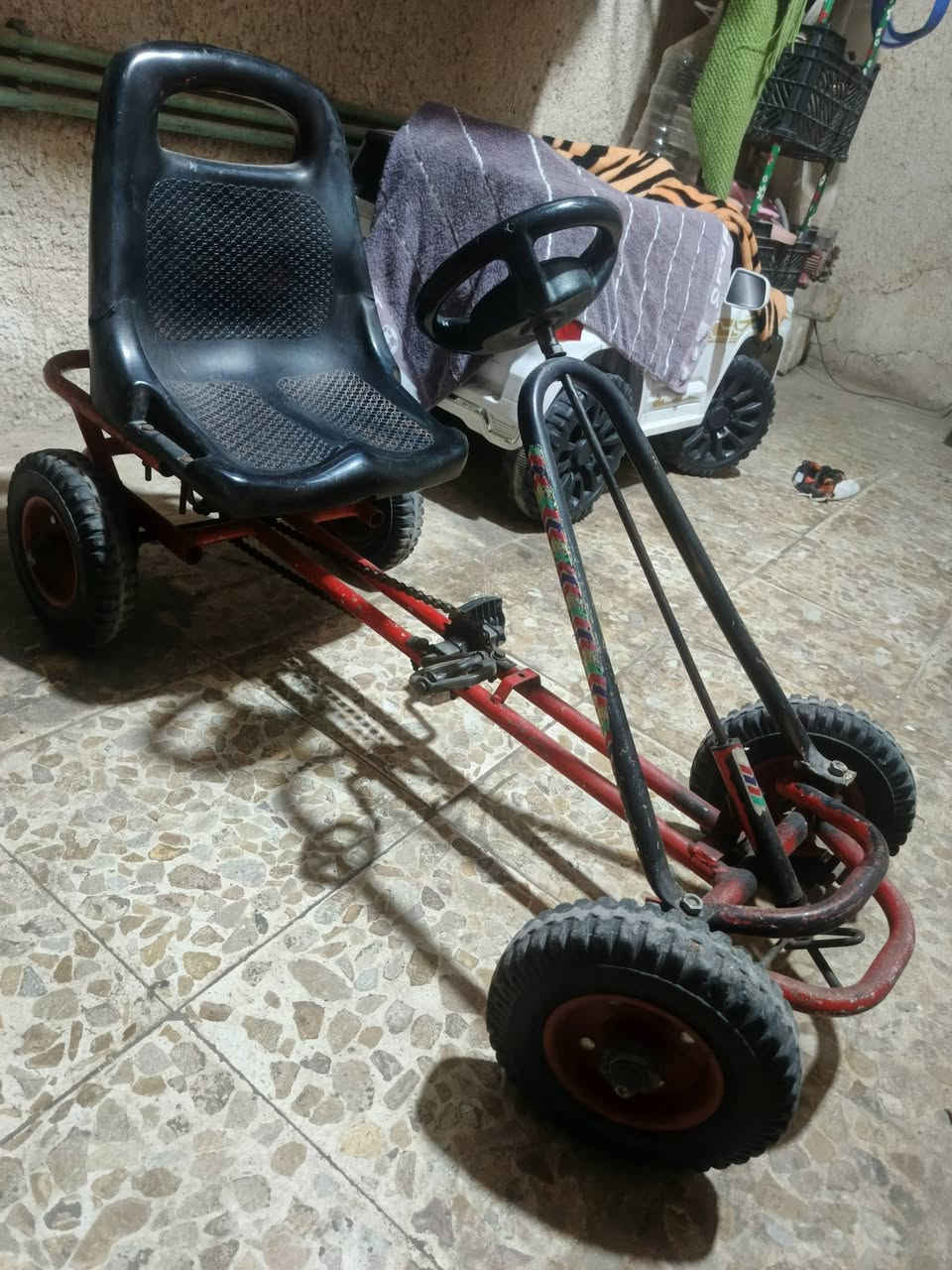 كارتنگ أطفال نضام بايدر
للبيع سعرها 60 ألف وبيها مجال 
عنوان نجف توصيل لجميع المحافظات موجود
***********
